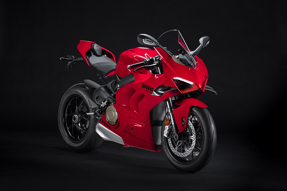 Ducati v4 cena new arrivals